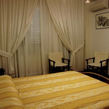 Bed & Breakfast A Due Passi Dal Mare