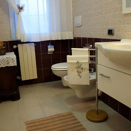 Bed & Breakfast A Due Passi Dal Mare Melito Di Porto Salvo