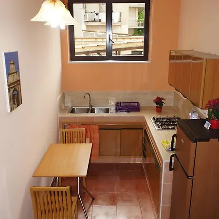 A Due Passi Dal Mare Bed & Breakfast Melito Di Porto Salvo